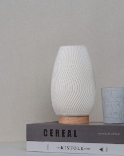Alternative view of Lotus Lamp - Đèn bàn nghệ thuật lấy cảm hứng từ thiên nhiên